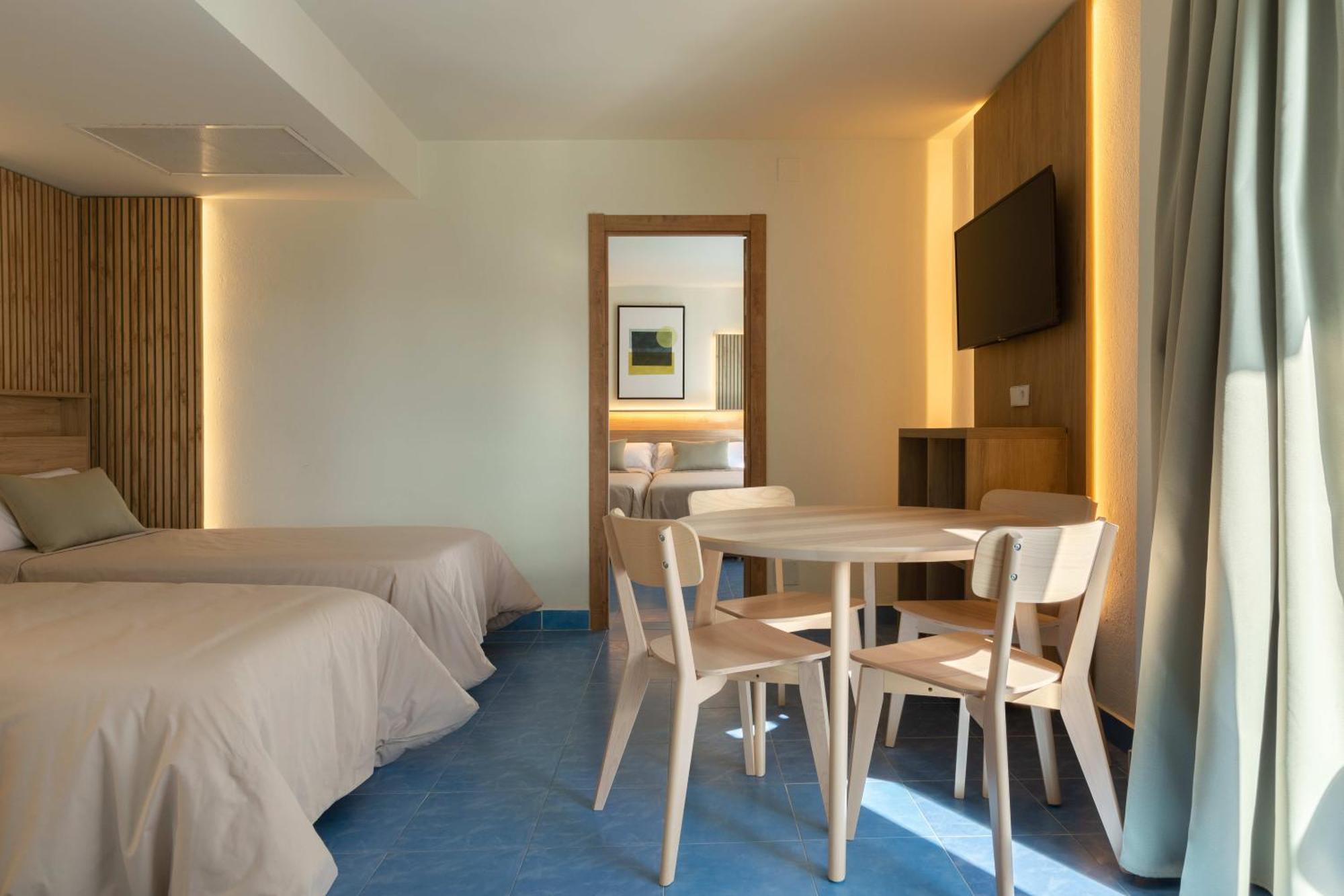 The Blue Apartments - Adults Only San Antonio  Ngoại thất bức ảnh